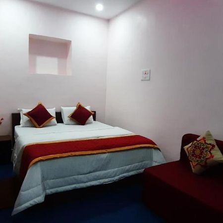 B R Inn Bengaluru Zewnętrze zdjęcie
